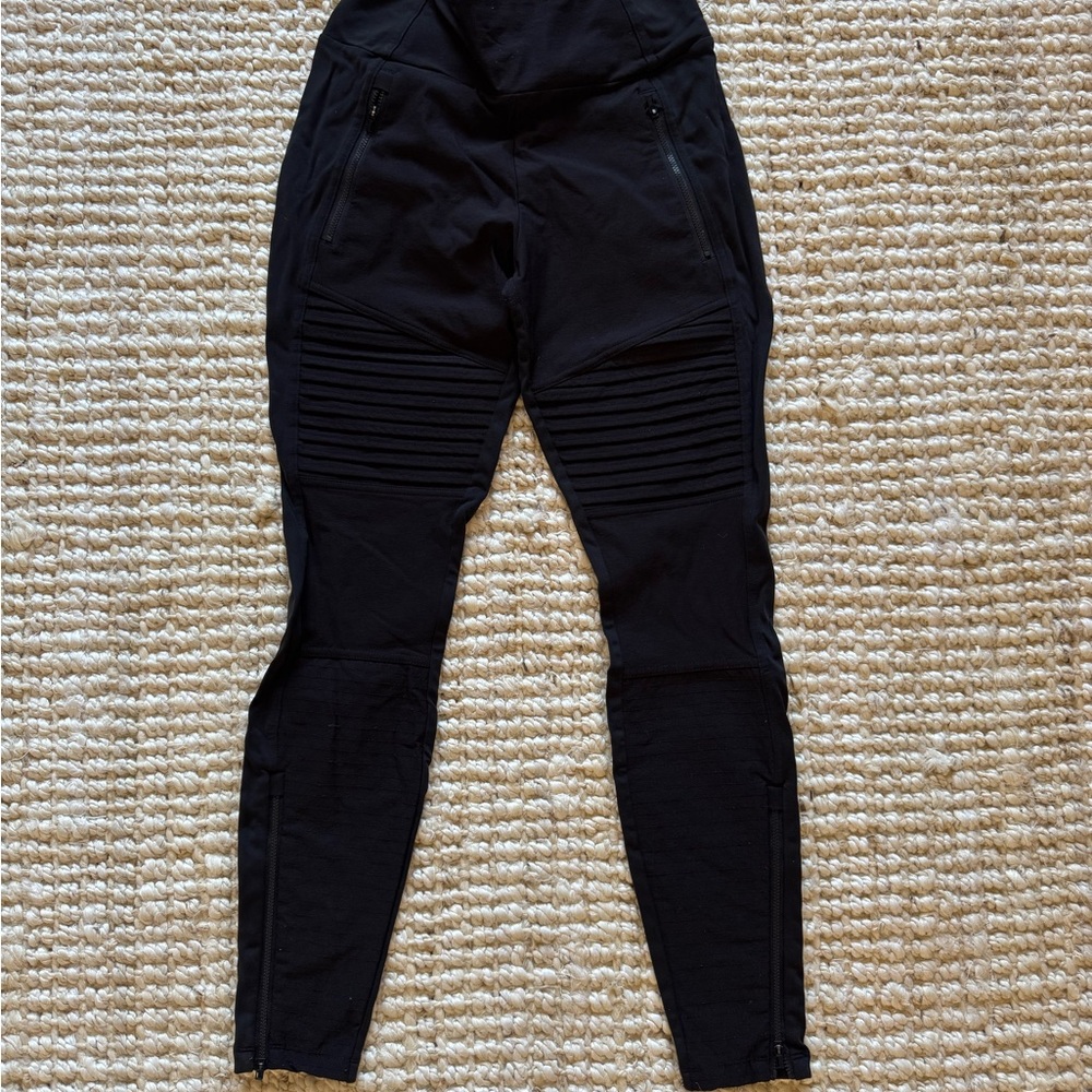 Athleta Headlands Hybrid Moto Tight Black 4